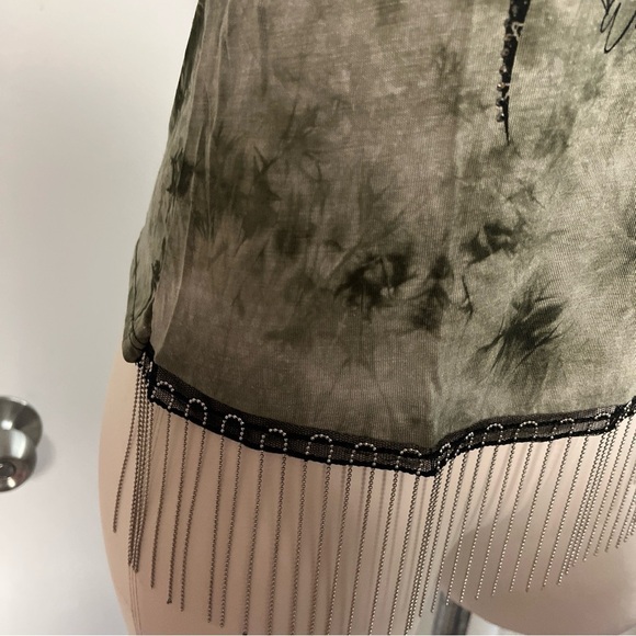 NWT women’s green tie dye cattle head vneck tasseled tank top by Liberty wear - Picture 6 of 9